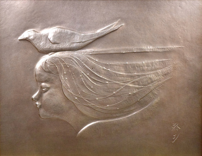 可西泰三「とりと少女」鋳金レリーフ　作品全体拡大画像