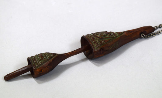 砂澤ビッキ「樹鈴二連ペンダント」木彫作品（約17.8ｃｍ）